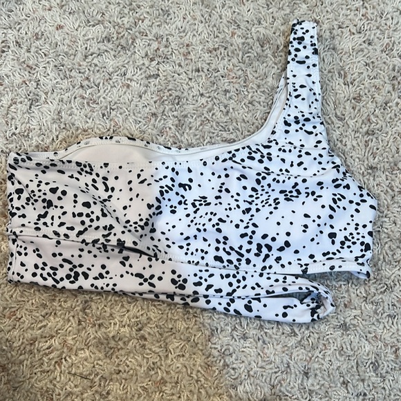White and black polka dot swimsuit top - Picture 2 of 2
